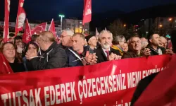 CHP İnegöl'den Bozbey'in Gözaltına Alınmasına Kelepçeli Tepki