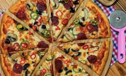 Evde Pizza Nasıl Yapılır? İşte Lezzetli Pizza İçin Püf Noktaları