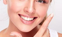 Gülüşünüzden Memnun Değil Misiniz? Diş Estetiği Nedir, Hangi Yöntemlerle Daha Sağlıklı ve Güzel Bir Gülüş...