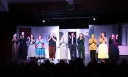 İnegöl Belediyesi Şehir Tiyatrosu "Kadın Sığınağı" ile Sezonu Kapattı