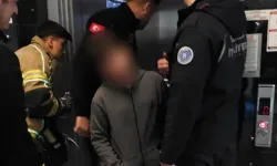 İnegöl Devlet Hastanesi'nde Asansörde Mahsur Kalan Çocuk Kurtarıldı