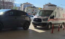 İnegöl Devlet Hastanesi’nde pes dedirten görüntü! Ambulans girişine araç park ettiler
