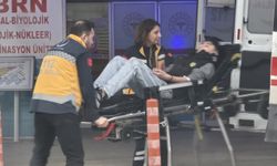 İnegöl’de 15 Yaşındaki Sürücü Kaza Yaptı! 2 Yaralı