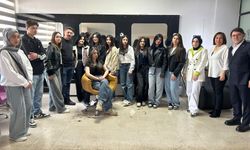 İnegöl’de Berber ve Kuaför Adaylarına Ustalardan Eğitim Desteği