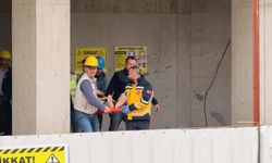 İnegöl'de  inşaatın 2. katından düşen işçi yaralandı!