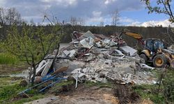 İnegöl'de Kaçak Yapılarla Mücadelede 142 Bina Yıkıldı