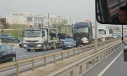 İnegöl'de Şehitler–Yenice Arası Trafik Kilitlendi