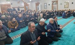 İnegöl’de Şehitler İçin Mevlid-i Şerif Programı Düzenlendi