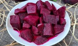 Pazarda Fiyatı Dikkat Çekiyor! Kırmızı Pancar Gerçekten Karaciğeri Temizliyor Mu, Faydaları Neler?