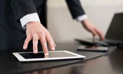 Rüyada İcra Görmek Ne Anlama Gelir? Miras, Akrabalık ve Maddi Kayıplara Dikkat!