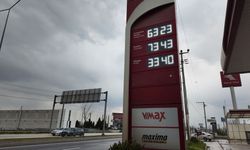 Zamlar böyle devam ederse akaryakıt istasyonlarının tabelaları yetmeyecek