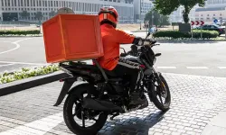Bakan Uraloğlu'ndan Motokuryelere Müjde! SRC-Kurye Belgesi İçin Süre Uzatıldı
