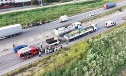Bursa’da Feci Kaza! Kamyon Tıra Çarptı: 1 Ölü