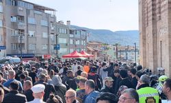 Bursa'da motosiklet kazasında hayatını kaybeden sanatçı son yolculuğuna uğurlandı