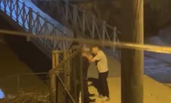 Bursa'da sokak ortasında kavga!