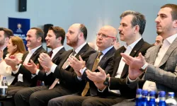 Büyükgümüş Bursa’da Konuştu: “CHP Bizim Düşmanımız Değil, Rakibimizdir”