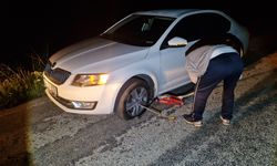 Çorum'da çukurlara giren 5 aracın lastiği patladı