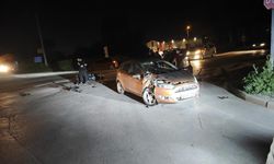 İnegöl'de otomobil ile çarpışan motosiklet sürücüsü ağır yaralandı!