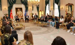 Şampiyon hentbolculardan Başkan Vekili Biba’ya ziyaret