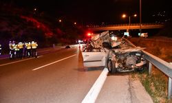 Tırla çarpışan otomobil hurdaya döndü! 18 yaşındaki genç hayatını kaybetti