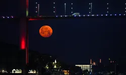 2026 Çilek Dolunayı Ne Zaman? Çilek Dolunayı Burçları Nasıl Etkileyecek?