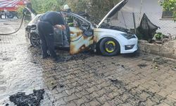 Seyir Halindeki Otomobil Alev Aldı