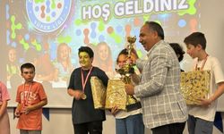 Bursa Zeka Oyunları Süper Ligi’nin Şampiyonu İstaş KENTAŞ Ortaokulu
