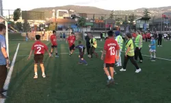 Bursa’da Anneler ve Futbolcular Bağımlılığa Karşı Sahaya Çıktı