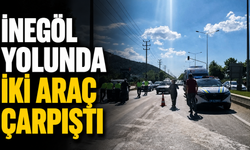 İnegöl Yolunda İki Araç Çarpıştı
