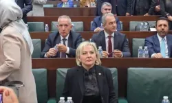 CHP'den istifa eden Nimet Özdemir AK Parti Grup Toplantısı'na geldi!