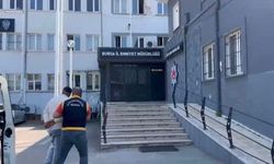 Bursa'da husumetlisine sokak ortasında kurşun yağdırmıştı, 1 saat geçmeden yakalandı