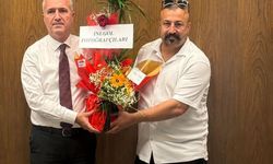İnegöl’de Fotoğrafçı Esnafından Başkan Alper Taban’a Ziyaret