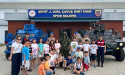 Pilot Sanayi İlkokulu Öğrencileri Bursa İl Jandarma Komutanlığını Ziyaret Etti