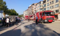 Yangında mahsur kalan kadın ve çocuk kurtarıldı