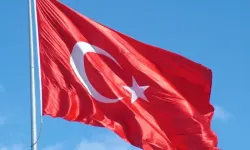 15 Temmuz’da Bayrak Asılır mı, Türk Bayrağı Yarıya İndirilir mi?