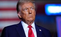 Ankara yolundaki Trump, iki seçenek sunup tehdit etti