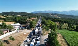 Bursa’da Çıkan Yangın Trafiği Kilitledi!