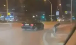 Bursa’da yeşil ışıkta drift yapan otomobil faciadan döndü