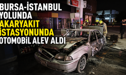 Bursa-İstanbul Yolunda Akaryakıt İstasyonunda Otomobil Alev Aldı