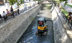 BUSKİ Ekipleri 3 Ayda 21 Kilometre Dere Temizledi