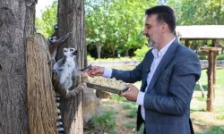 Şahin Biba Bursa Hayvanat Bahçesi’ni Ziyaret Etti