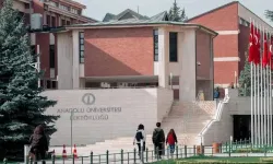 Türkiye'de 44 yıldır öğretmen yetiştiriyorlar..