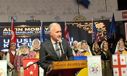 İnegöl’de 39. Uluslararası Kültür Sanat Festivali’nde Alper Taban konuştu