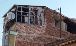 Malatya'da 5 Büyüklüğünde Deprem Binalarda Hasar Oluşturdu! O Anlar Kamerada