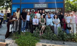 Yabancı öğrenciler Bursa’da ebru ve çini sanatını deneyimledi