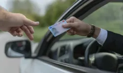 Yeni Trafik Cezaları Yolda! Drift ve Makas Atan Aday Sürücülerin Ehliyeti İptal Edilebilecek