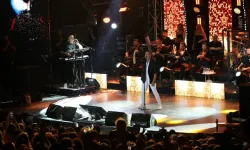 64. Uluslararası Bursa Festivali Özcan Deniz konseriyle sona erdi