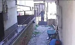 Bursa’da akılalmaz olay! Evin demir kapısını söküp götürdü