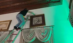 Bursa’da Üftâde Hazretleri’nin makamındaki hat levhaları yenilendi