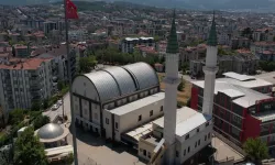 Bursa’daki caminin kubbesi sunroof gibi açılıyor! Yazın klimaya ihtiyaç kalmıyor